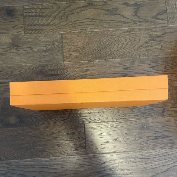 Authentic  Louis Vuitton Accessory Box - Picture 2 of 7